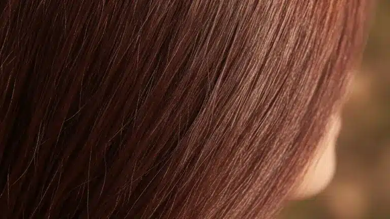 Descubra o segredo para reduzir a queda de cabelo